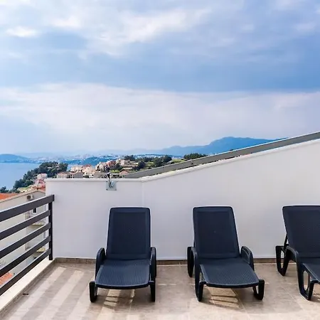 Seaview With Terrace *